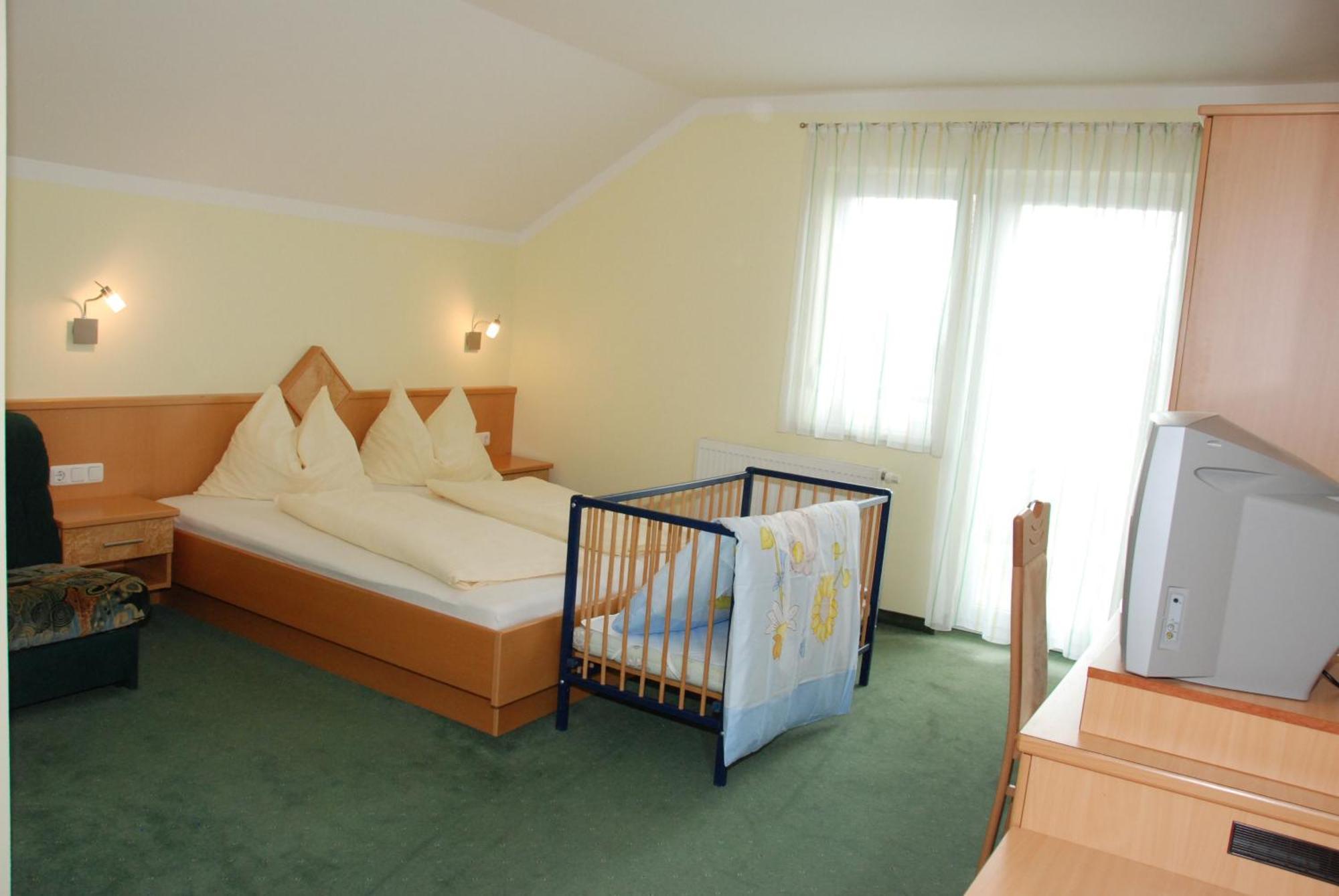 Köstenberg Gaestehaus Groeblacher מראה חיצוני תמונה